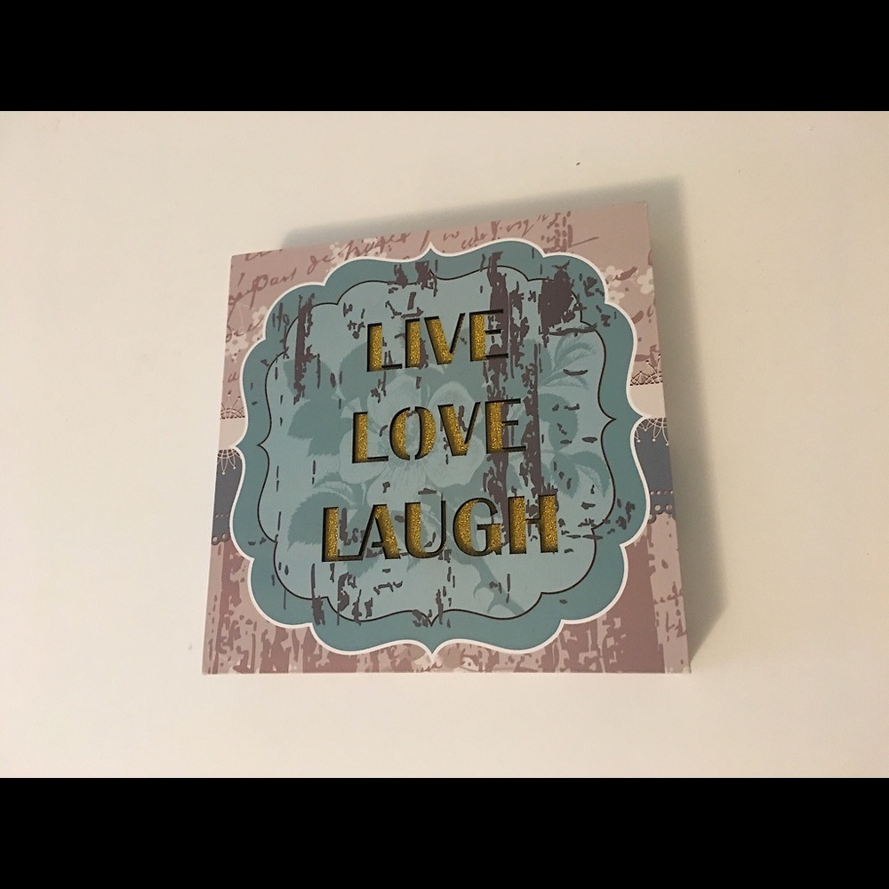 Love love laugh decor